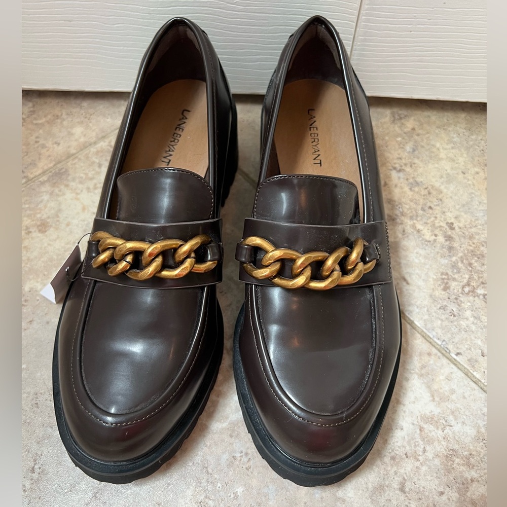 NWT Lane Bryant Brown and Gold Flats with Chain Detail
